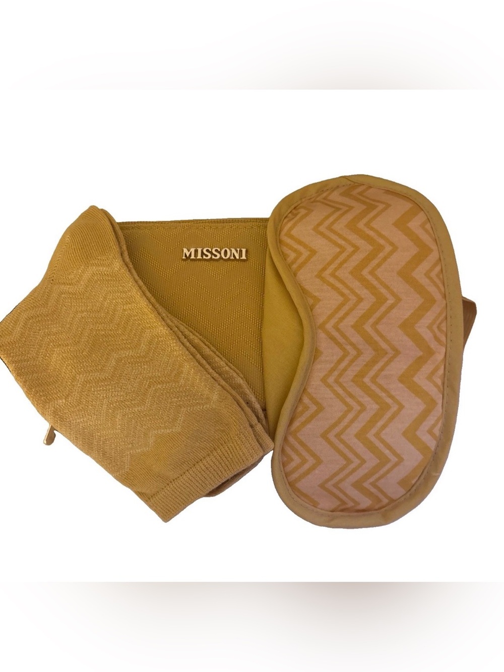 Missoni X Delta Travel Pouch Chevron Sleep Mask & Socks Set OS